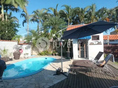 Casa com 3 Quartos à venda, 170m² no Guaratuba, Guaratuba