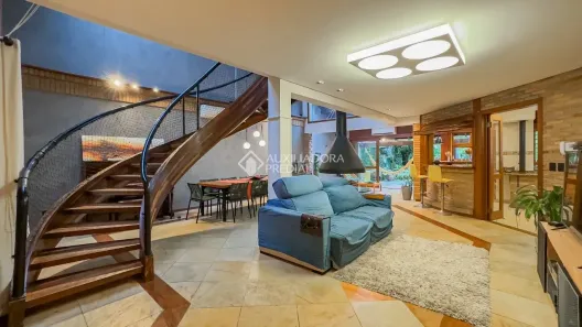 Casa com 3 Quartos à venda, 375m² no Vila Jardim, Porto Alegre