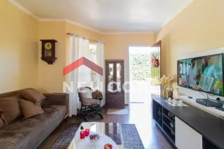 Casa de Condomínio com 4 Quartos à venda, 180m² no Cavalhada, Porto Alegre
