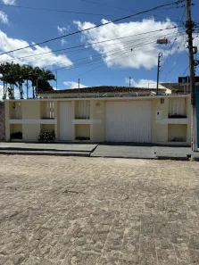 Casa com 4 Quartos à venda, 205m² no Alto do Cruzeiro, Arapiraca
