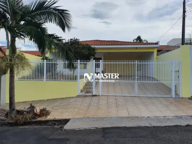 Casa com 3 Quartos à venda, 238m² no Jardim Acapulco, Marília
