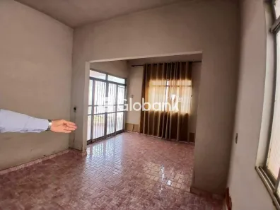 Casa com 4 Quartos à venda, 150m² no Santa Rita I, Montes Claros