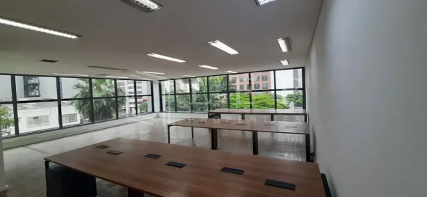 Prédio Comercial para alugar, 162m² no Vila Olímpia, São Paulo