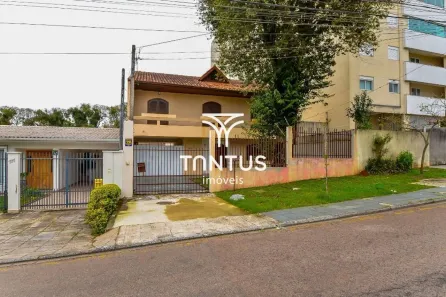 Casa com 4 Quartos para alugar, 197m² no Vila Izabel, Curitiba