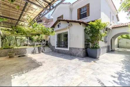 Sobrado com 3 Quartos à venda, 300m² no Pacaembu, São Paulo