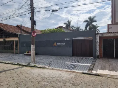 Casa com 3 Quartos para alugar, 162m² no Guilhermina, Praia Grande