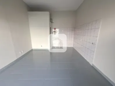 Ponto Comercial para alugar, 25m² no Martins, Uberlândia