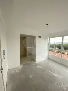 Apartamento com 2 Quartos à venda, 45m² no Cavalhada, Porto Alegre