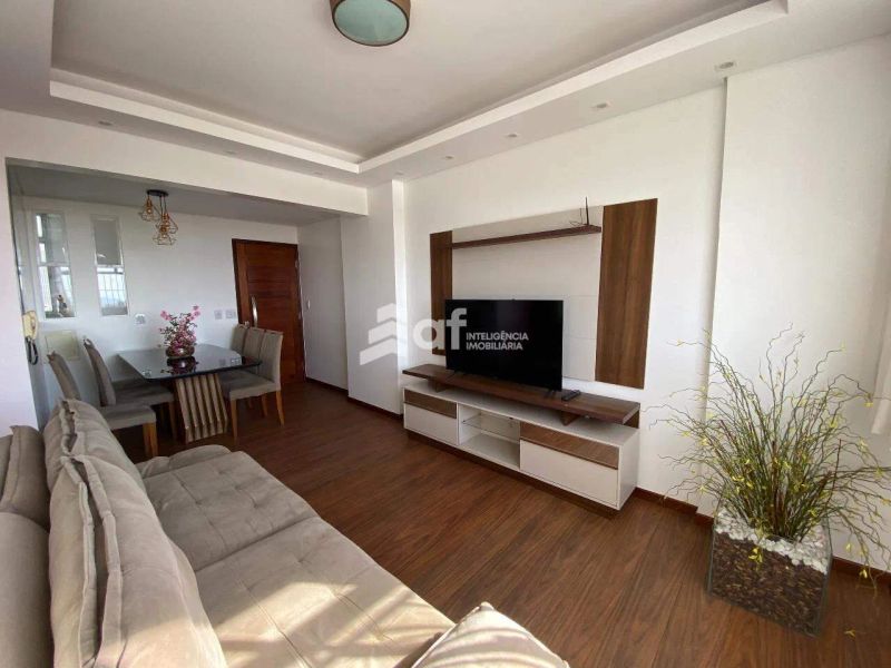 Apartamento com 3 quartos — Carlos Prates, Belo Horizonte