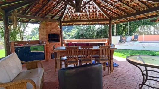 Fazenda/Sítio com 2 Quartos à venda, 1666m² no Loiolas, Limeira