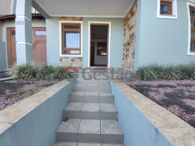 Sobrado com 3 Quartos à venda, 200m² no Estância Velha, Canoas