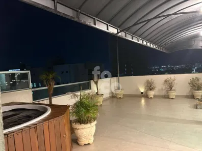 Cobertura com 3 Quartos à venda, 188m² no Santa Mônica, Uberlândia