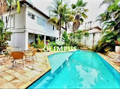 Casa com 6 Quartos para alugar, 600m² no Morada da Colina, Uberlândia
