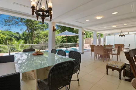 Casa de Condomínio com 7 Quartos para venda ou aluguel, 600m² no Alphaville I, Salvador