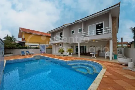 Casa de Condomínio com 3 Quartos à venda, 293m² no , Peruíbe