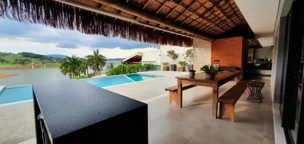 Casa com 4 Quartos à venda, 350m² no Serrinha, Bragança Paulista