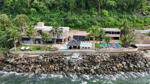 Casa de Condomínio com 5 Quartos à venda, 1000m² no , Mangaratiba