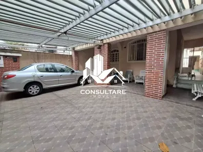 Sobrado com 3 Quartos à venda, 308m² no Gonzaga, Santos