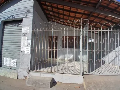 Ponto Comercial para alugar, 30m² no Centro, Montes Claros