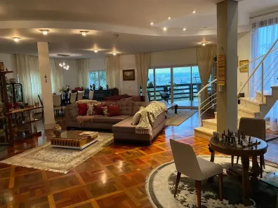 Sobrado com 4 Quartos para alugar, 860m² no Tamboré, Barueri