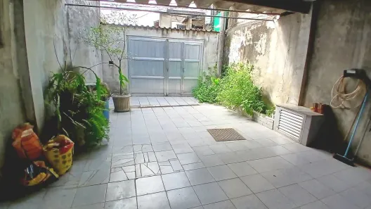 Casa com 2 Quartos para alugar, 220m² no Cerâmica, Nova Iguaçu