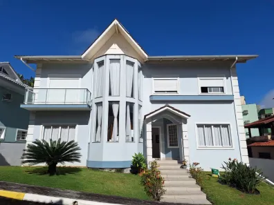 Casa com 5 Quartos à venda, 310m² no Córrego Grande, Florianópolis