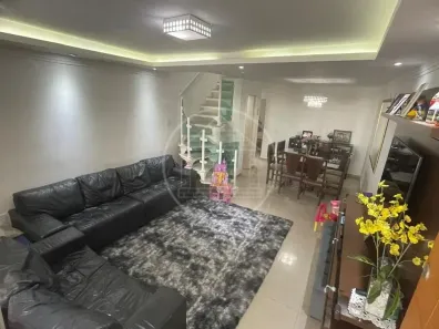 Sobrado com 3 Quartos à venda, 131m² no Campo Grande, São Paulo