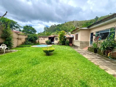 Casa com 2 Quartos à venda, 134m² no Itaipava, Petrópolis