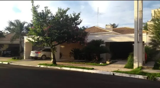 Casa de Condomínio com 3 Quartos para alugar, 220m² no Conjunto Habitacional Doutor Antônio Villela Silva, Araçatuba