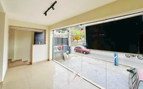 Imóvel Comercial com 1 Quarto para alugar, 130m² no Cambuí, Campinas