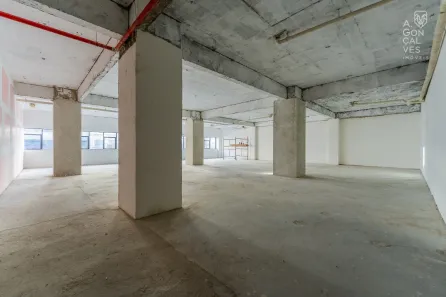 Sala Comercial para alugar, 347m² no Batel, Curitiba
