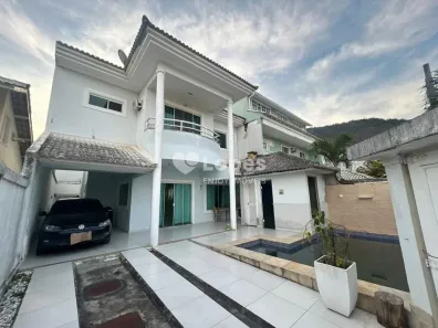 Casa de Condomínio com 4 Quartos à venda, 185m² no Vargem Grande, Rio de Janeiro