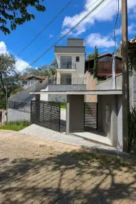 Casa com 2 Quartos à venda, 100m² no Varginha, Nova Friburgo