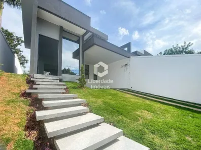 Casa com 4 Quartos à venda, 224m² no Trevo, Belo Horizonte