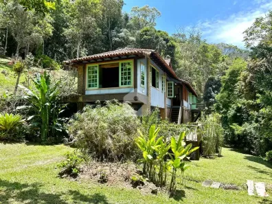 Casa com 4 Quartos à venda, 200m² no Pedro do Rio, Petrópolis