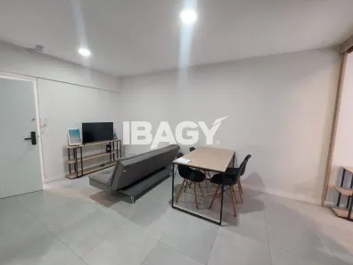 Apartamento com 1 Quarto para alugar, 35m² no Centro, Florianópolis