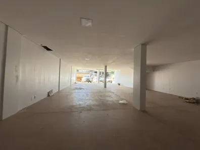 Ponto Comercial para alugar, 200m² no Guará I, Brasília