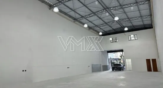 Galpão/Depósito/Armazém para alugar, 350m² no Parque Novo Mundo, São Paulo
