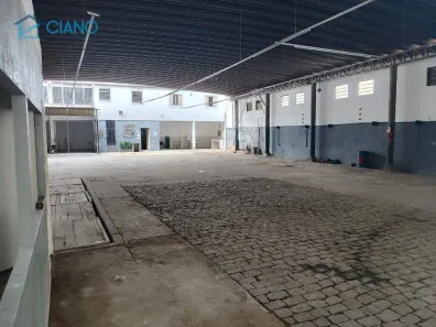 Galpão/Depósito/Armazém à venda, 950m² no Socorro, São Paulo