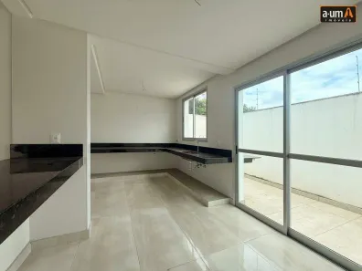 Casa com 3 Quartos à venda, 174m² no Camilo Alves, Contagem