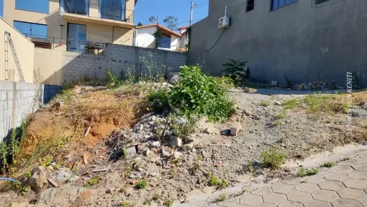 Lote/Terreno à venda, 150m² no Olho D'Água, Mairiporã