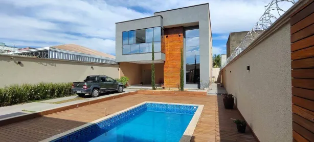 Sobrado com 4 Quartos à venda, 274m² no Residencial Sonho Dourado, Goiânia