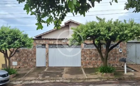 Casa com 3 Quartos à venda, 261m² no Residencial Talismã, Goiânia