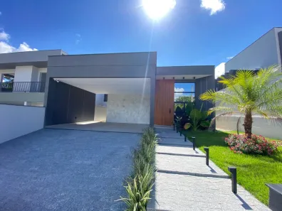 Casa com 3 Quartos à venda, 174m² no Sertão do Maruim, São José