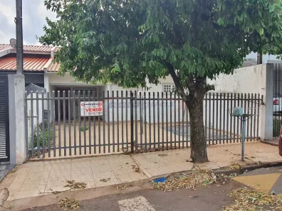 Casa com 3 Quartos à venda, 251m² no Vila Alto da Gloria, Mandaguaçu