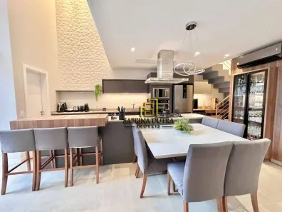 Apartamento com 3 Quartos à venda, 135m² no Jurerê, Florianópolis
