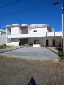 Casa com 4 Quartos à venda, 380m² no Parque Rodoviário, Campos dos Goytacazes