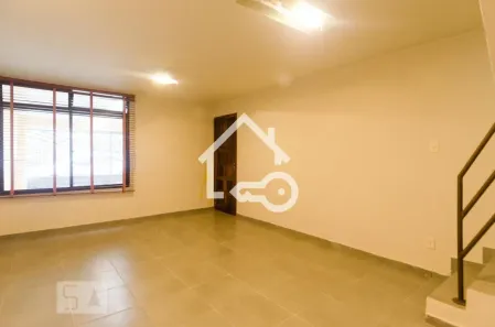 Casa com 3 Quartos à venda, 180m² no Rudge Ramos, São Bernardo do Campo