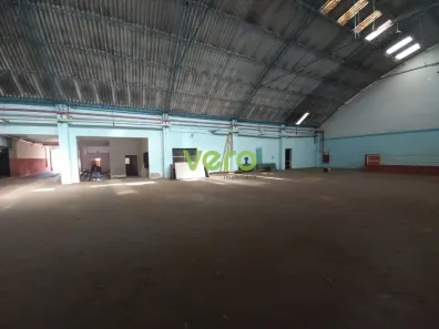 Ponto Comercial para alugar, 2000m² no Vila Cordenonsi, Americana