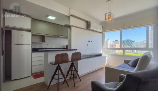 Apartamento com 2 Quartos à venda, 61m² no Cidade Baixa, Porto Alegre
